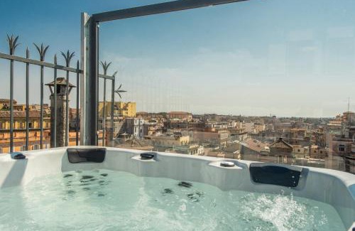 Monti Hotel | Hotel 77 Seventy-Seven - Maison D'Art Collection