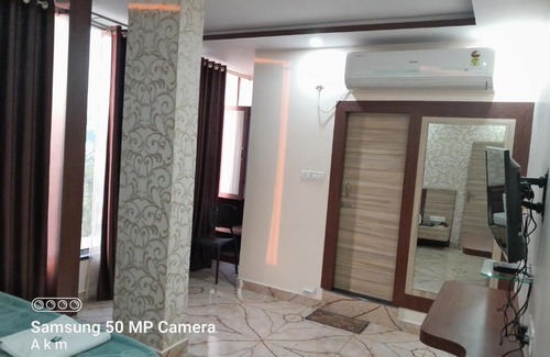 Jamshedpur Hotel | Hotel 7th Heaven Sonari