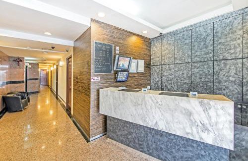 Chinatown Hotel | Hotel 81 Cosy