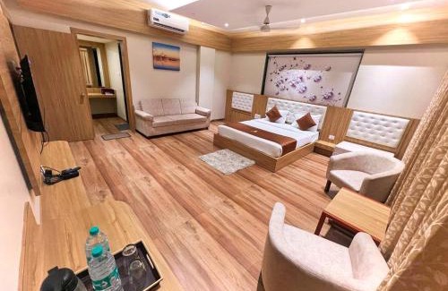 Shirdi Hotel | Hotel 9 Coin