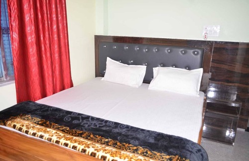 Bihar Sharif Hotel | Hotel A.V Priya By GRB