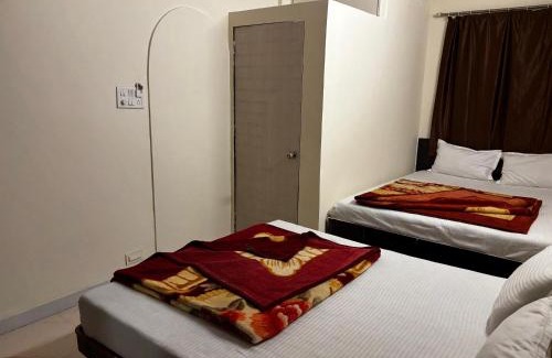 Mahabaleshwar Bed & Breakfast | Hotel Aafiyat Inn