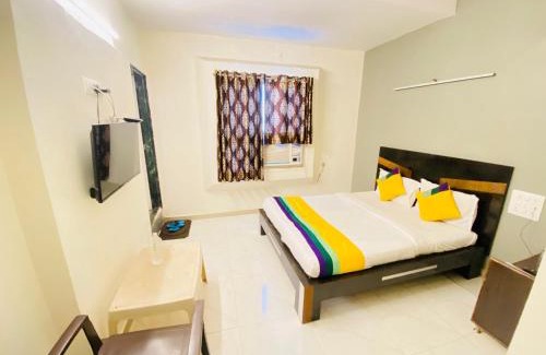Navrangpura Hotel | Hotel Aakash Navrangpura Ahmedabad