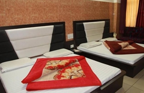 Katra Hotel | Hotel Aashirwad