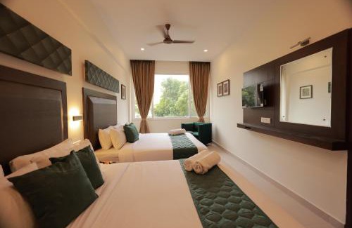 Aralvaimozhi Hotel | Hotel Aavudai Grand
