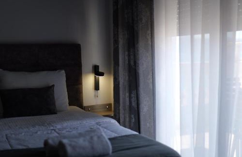 Qafe e Gjashtes Hotel | Hotel Abedini