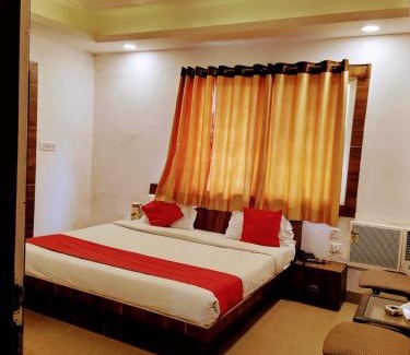 Bhopal Hotel | Hotel Abhinav Royal