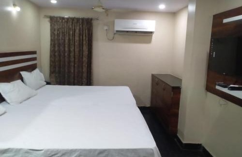 Vijayawada Hotel | HoTEL ABHIRAM PALACE