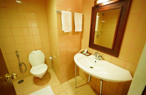 Neyyattinkara Hotel | Hotel Abirami