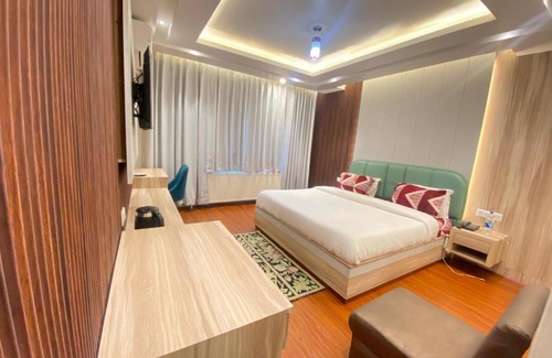 Laripora Bed & Breakfast | Hotel Abshar