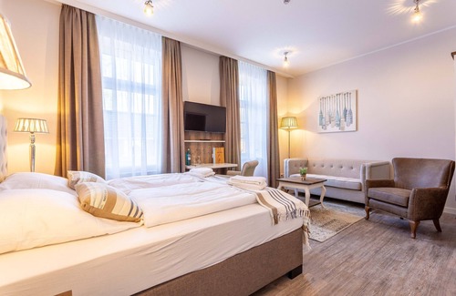 Greetsiel Hotel | Hotel Achterum Greetsiel
