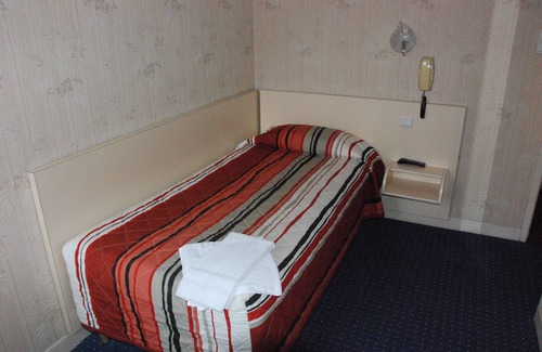 Lourdes Hotel | Hotel Acropolis