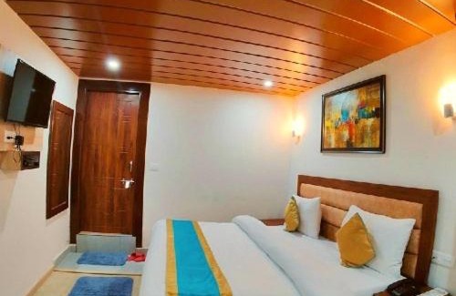 Badrinath Hotel | Hotel Adithya