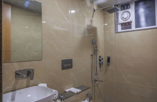 Somnath Hotel | Hotel Aditya Mansingh Inn