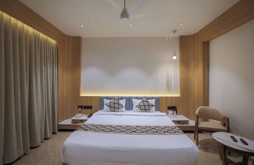Somnath Hotel | Hotel Aditya Mansingh Inn