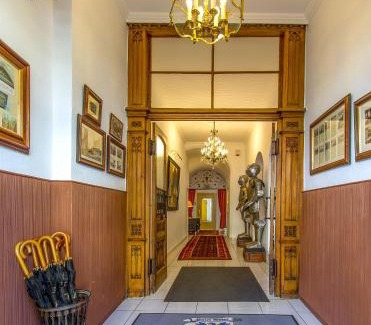 Altstadt Sudwest Hotel | Hotel Adler