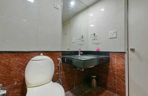 New Friends Colony Hotel | Hotel Admire Inn NFC