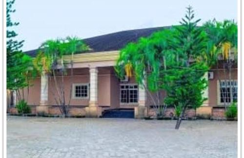 Benin City Hotel | Hotel Adonai Ltd