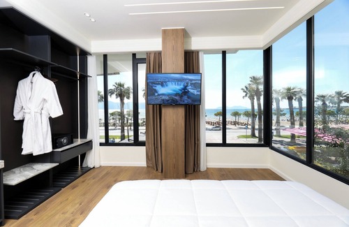 Vlore Hotel | Hotel Adore