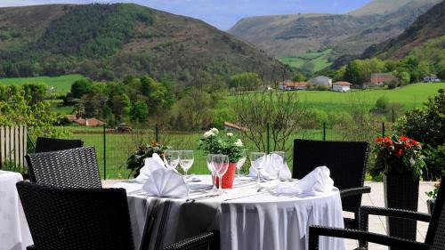 Itxassou Hotel | Hotel Agian - Maison Bonnet