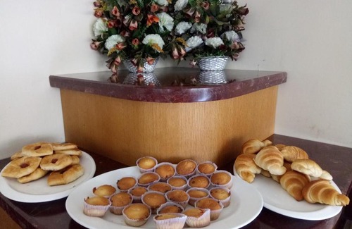 Nedumbassery Hotel | Hotel Airlink Castle