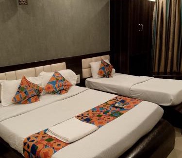 Sakinaka House | Hotel Airport-intl airport Near to Mumbai Airport & BKC US Consulate