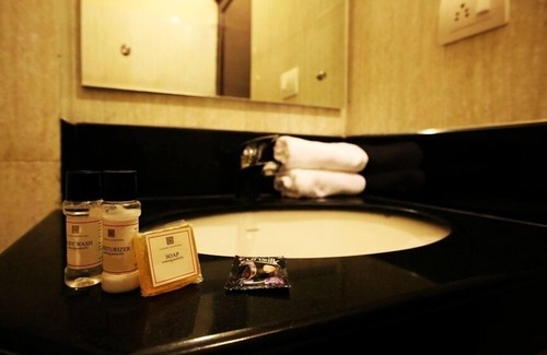 Air Force Area Hotel | Hotel Ajit Mansion