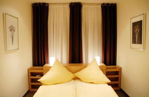 Duisburg Mitte Hotel | Hotel Akazienhof