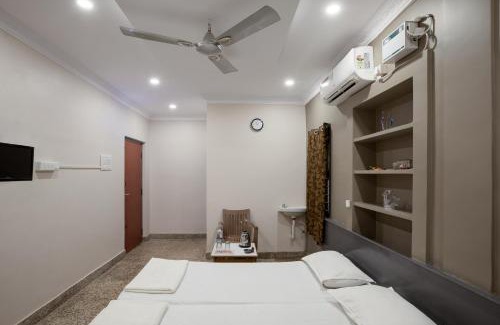 Dindigul Hotel | Hotel AKMG