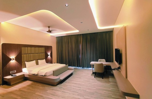 Ahmednagar Hotel | Hotel Akshay Palace