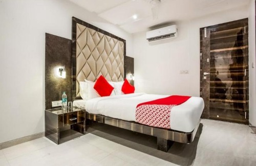 Prabhadevi Hotel | HOTEL AL HARAM