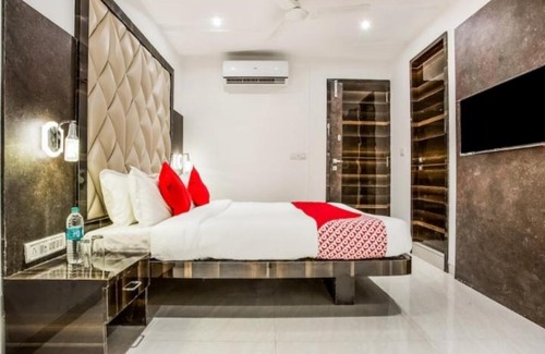 Prabhadevi Hotel | HOTEL AL HARAM