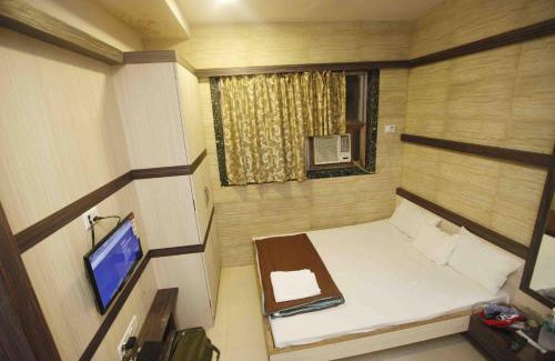 Prabhadevi Hotel | Hotel Al Moazin