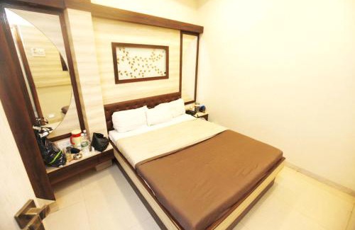 Prabhadevi Hotel | Hotel Al Moazin