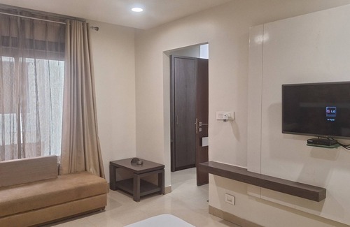 Maharana Pratap Nagar Hotel | Hotel Alankar Palace