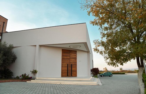 Kurbin Hotel | Hotel Albulena
