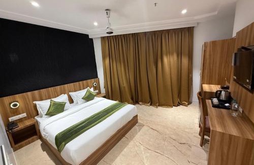Jogeshwari West Hotel | Hotel Alfa Suites