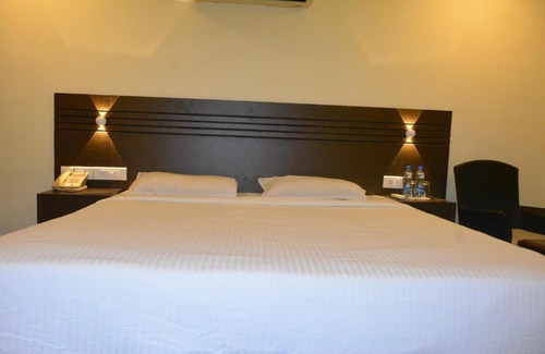 Mathilil Hotel | Hotel All Season