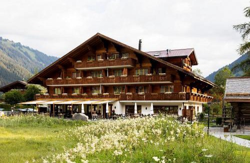 Lauenen Hotel | Hotel Alpenland
