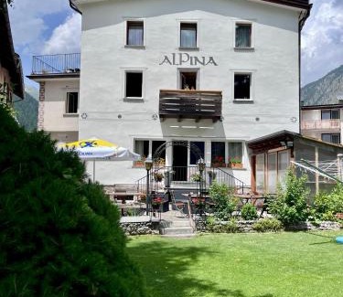 Zernez Hotel | Hotel Alpina