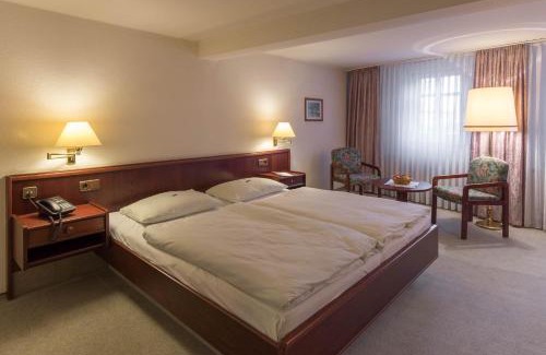 Freyburg Hotel | Hotel Altdeutsche Weinstuben
