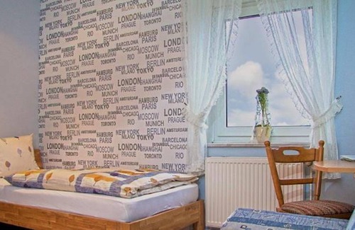Brimingen House | Hotel Am Hohnersberg - double room shower/toilet
