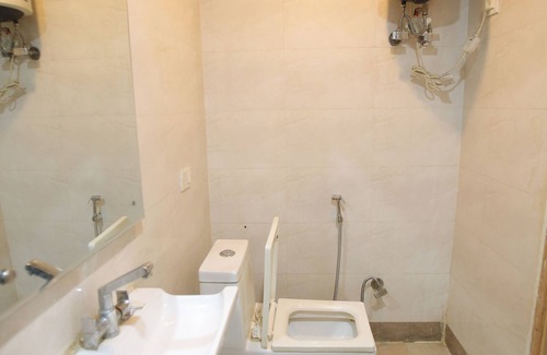 Mahipalpur Extension Hotel | Hotel Aman Inn