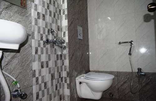 Cuffe Parade Hotel | Hotel Amber