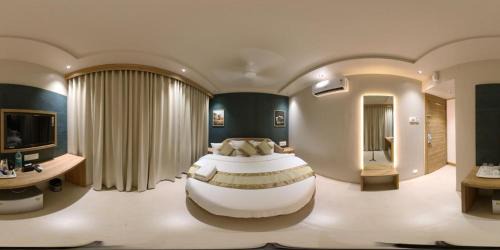Andheri West Hotel | HOTEL AMBER PARAMOUNT