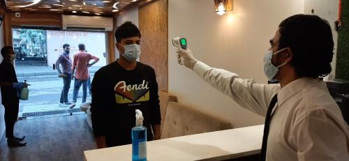 Surat Hotel | Hotel Amisha International