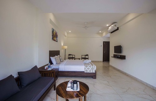 Bhilar Hotel | Hotel Amora Premium