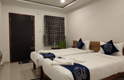 Malabar Hill Hotel | Hotel Amulya Regency