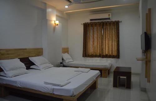 Shirdi Hotel | Hotel Anand Heritage