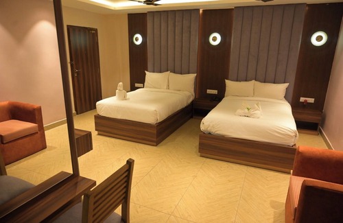 Patia Hotel | Hotel Ananta Sayana